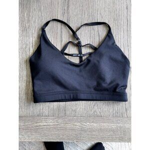 Nike women's sports bra size medium